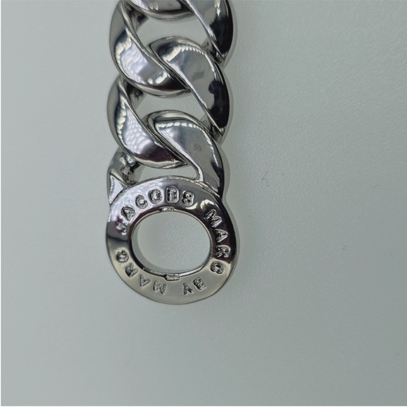 NEW Marc By Marc Jacobs Silver Tone Katie Logo Link Bracelet NWT - Picture 3 of 4